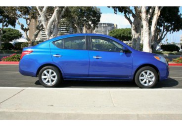 COMPACT CAR (Nissan Versa or similar)