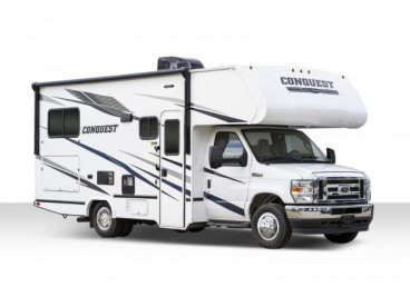 Exterior length: 24' (7.3m)
Exterior width: 100" without mirrors (2.54m)
Exterior height: 11' 3" (3.43m)